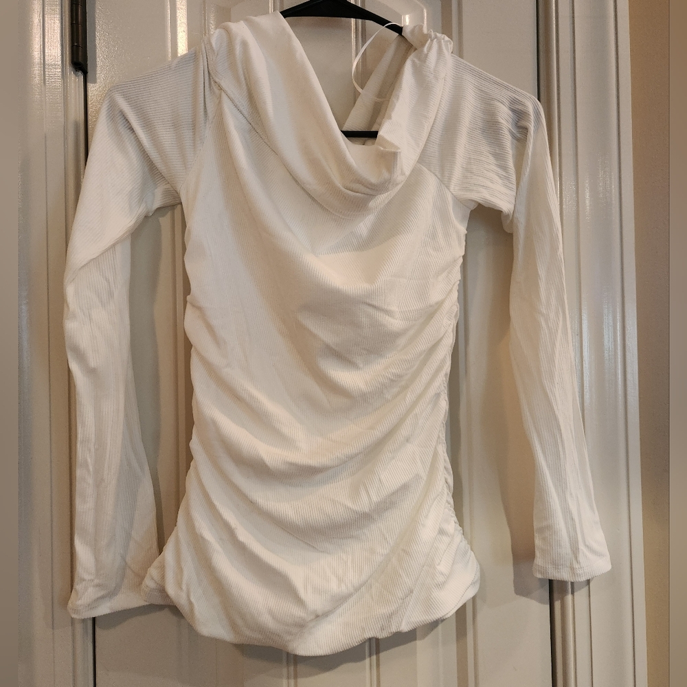 The Commons, Long Sleeve Shoulder Fitted Rib Knit Top (White) - Size Small, NWT